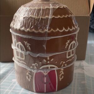 Gingerbread House measuring cups